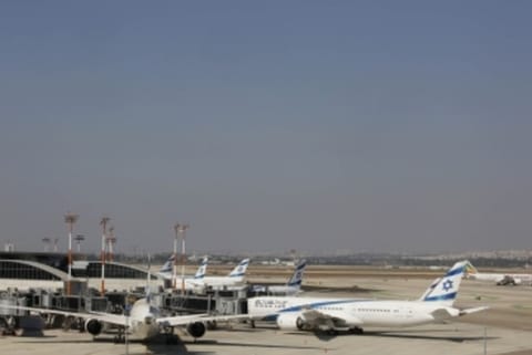 Israel plans to halt international flights
