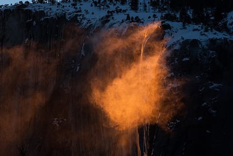 Yosemite closes due to wildfire smoke, hazardous air quality
