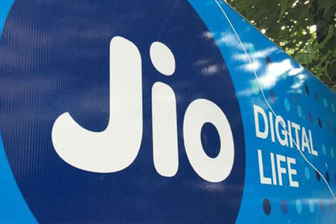 Internet user base rises 3.4 pc to 743 mn at Mar-end, Jio commands over 52 pc market: Trai data