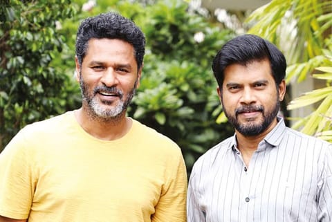 Prabhudheva and Pa Vijay.