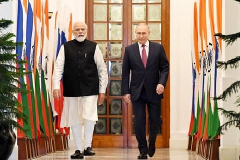 PM Narendra Modi and Russian President Vladimir Putin (Image Courtesy: AFP)