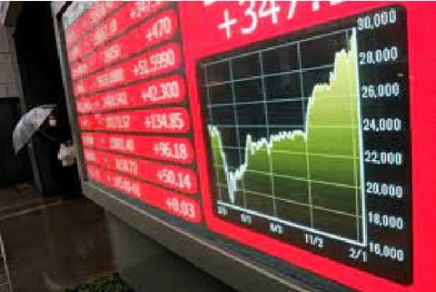The pan-European STOXX 600 added 1.0% with miners and oil stocks (Image Courtesy: Reuters)