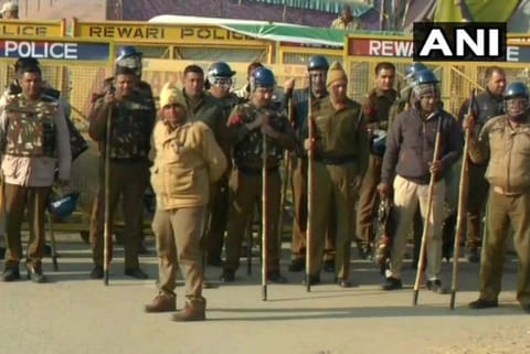 Traffic movement normal during chakka jam, no violence reported, says Delhi police