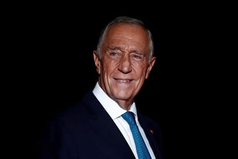 Center-right incumbent wins Portugal's presidential election