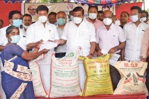 Timely desilting work ensured water flowed till tailend, says Nehru
