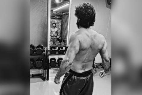 Varun Dhawan's last day on 'Bhediya' set
