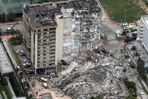 'Deep fire' slowing rescue effort at collapsed Florida condo