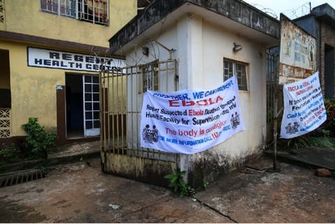 Ebola infects 30, kills 15 in Guinea, DRC
