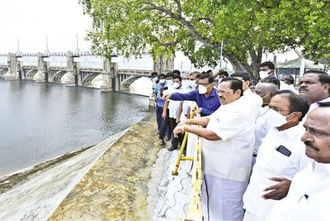 Water Resources Minister S Duraimurugan inspects the Stanley Reservoir at Mettur on Tuesday