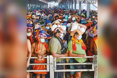 Devotees in Sabarimala temple (File Photo)