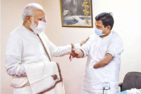 Modi at Ram Monohar Lohia Hospital on Thursday