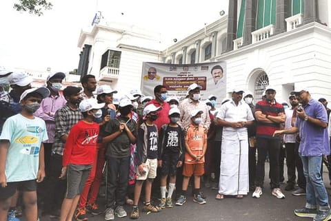 Students take out heritage walk at Fort St George