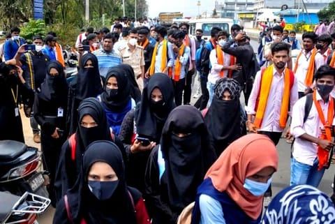 Karnataka schools to reopen from Monday (Credit: PTI)