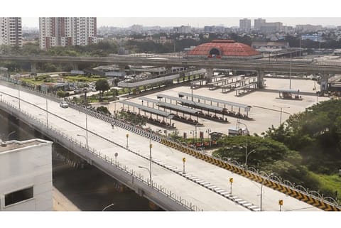 Complete shutdown was successful as all roads wore a deserted look, including Koyembedu bus stand