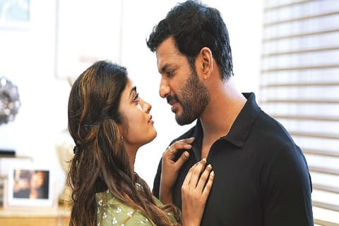 A still from Veeramae Vaagai Soodum