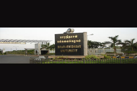 The incident took place at Bharatidasan Engineering college complex in Natarampalli.