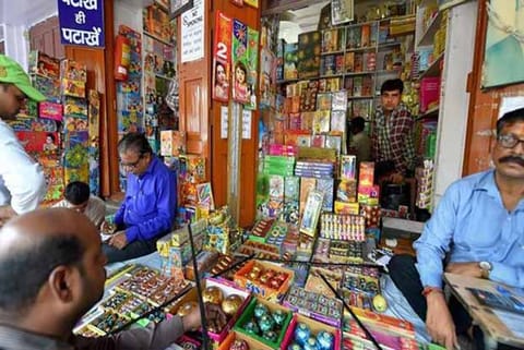 High Court fixes 3 hours for bursting crackers on Diwali in Punjab, Haryana and Chandigarh