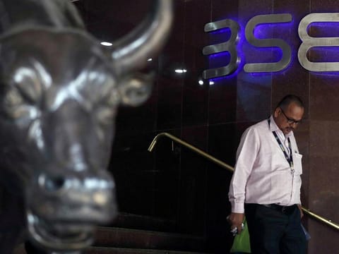 Indian IT giants tumble as Trump’s H-1B shock sparks fears of cost surge
