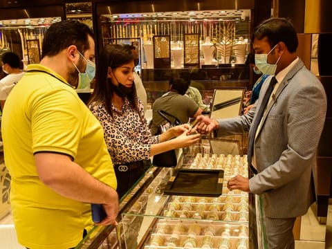 “Typically, UAE gold shoppers check whether prices will drop further for a second consecutive day before deciding whether to buy then or later,” said a retailer.