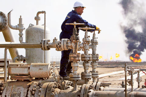 Oil prices slide: Brent and WTI slip after three days of gains, with markets reassessing demand in Asia, US stock data, growth concerns