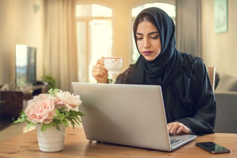 Companies actively engaging with Emiratisation policies benefit from a package of exclusive advantages.