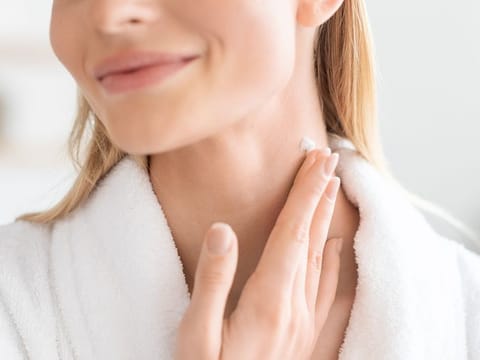From innovative ingredients that boost collagen production to powerful hydrators that restore elasticity, these creams will have you saying goodbye to sagging and hello to a firmer, more youthful neckline.