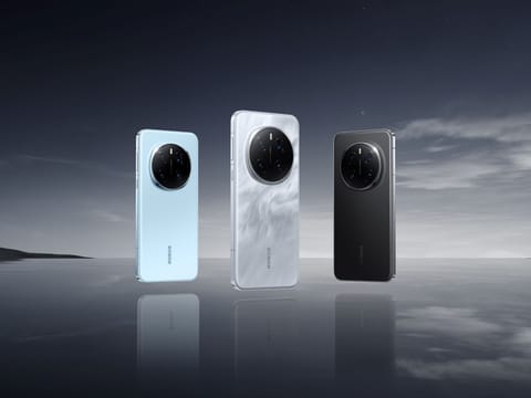 From AI smartphones with enhanced capabilities to tablets, there’s something for everyone in this guide.