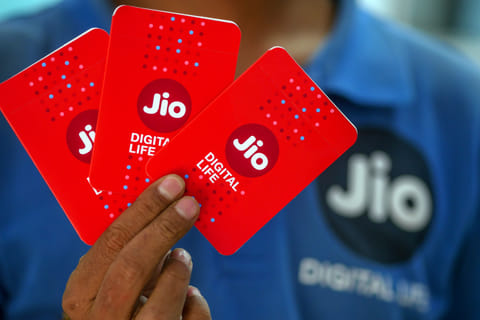 The Jio-SpaceX deal is subject to the US company getting the all-clear to sell Starlink services in India.