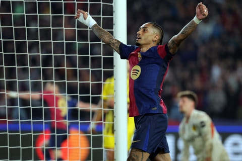Raphinha celebrates against Borussia Dortmund