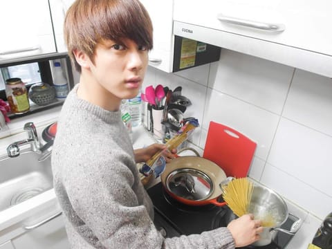 Don't worry, you don't need to be in Korea to make delicious Korean food. Take cues from your idols, and make your comfort food at home!