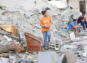 Over 250 former Israeli intelligence officials have urged an end to the Gaza war.
