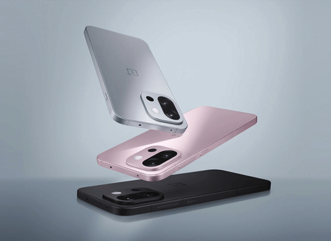 At first glance, it might remind you of a Pixel 9, but make no mistake — this is OnePlus doing its own thing. Launching in China on April 24, the OnePlus 13T flexes a gorgeous flat LTPO OLED display and a buttery-smooth 120Hz refresh rate and high-cap battery, two 50MP cameras and fastest smartphone chip available.