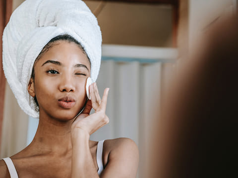 Gentle cleansing preps your skin perfectly so serums and moisturisers absorb better, maintaining your moisture barrier for soft, smooth skin by morning.