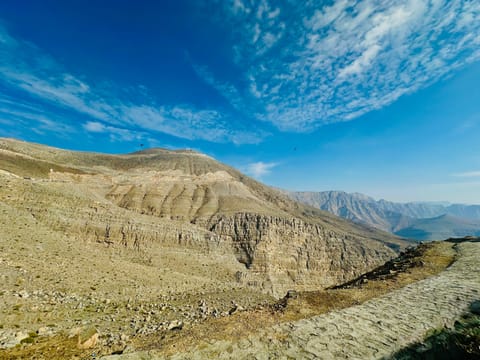 Near-zero dawn temperature fuels frost-like conditions in the mountains as cold air mass moves in.