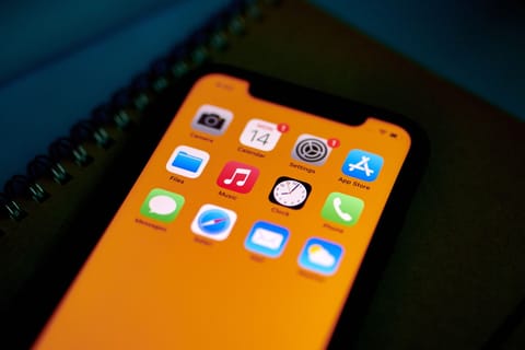 Reports say Apple will let users select third-party AI models across devices.