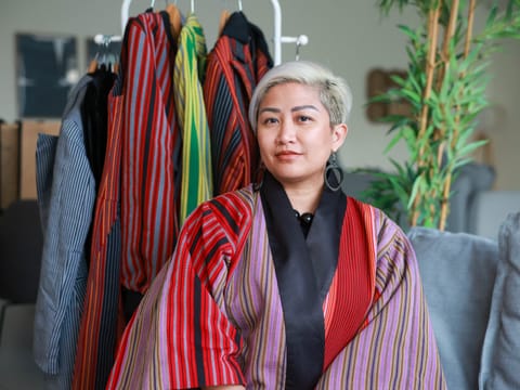 Based in Dubai, Olga blends Filipino heritage and modern fashion with handwoven textiles from the Cordillera region in her first runway showcase.