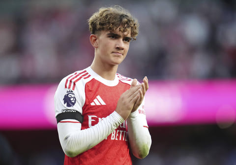 Arsenal's Max Dowman acknowledges the fans after the English Premier League soccer match between Arsenal and Leeds United at Emirates stadium in London, England, Saturday, Aug. 23, 2025. (John Walton/PA via AP)