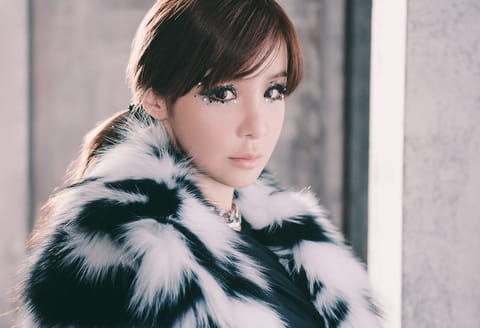 Recently, Park Bom captured global attention with a now-deleted Instagram post that appeared to show her filing a complaint against Yang Hyun-suk, the founder and former executive producer of YG Entertainment.