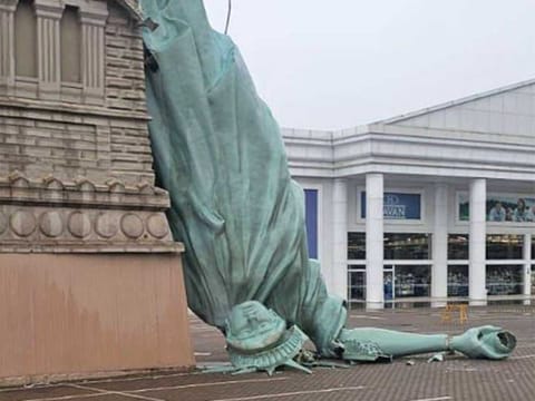 Havan officials said the statue had been installed in 2020 and complied with technical and engineering standards.