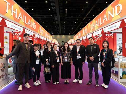 Thai delegation at opening of the Thailand Pavilion at the Dubai Exhibition Centre.