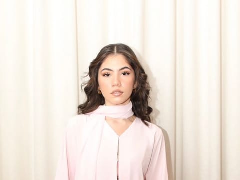 This year, three homegrown labels Saintly, Boujee Line and Arod are standing out with pieces that feel stylish yet practical, offering designs that work just as well for Ramadan evenings as they do for Eid celebrations.