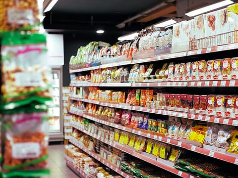 UAE steps up food security drive as Economy Minister visits major flour producer