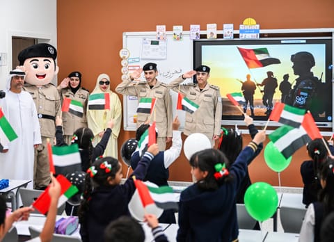 Sharjah Police welcome students back to in-person learning through outreach visits