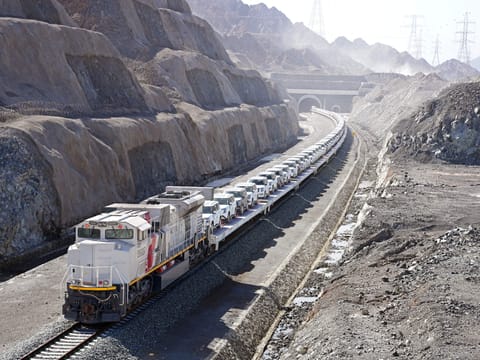 A shipment of Nissan vehicles transported by rail to Abu Dhabi marks a first for the UAE’s automotive logistics sector.