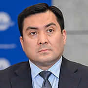 Yerlan Akkenzhenov, Minister of Energy