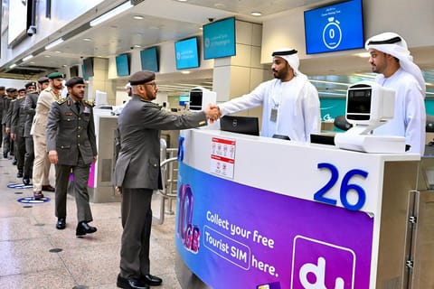 GDRFA chief praises frontline teams during inspection of busy airport terminals.