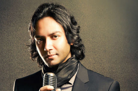 Canadian singer Nofel Izz to sing for Bollywood
