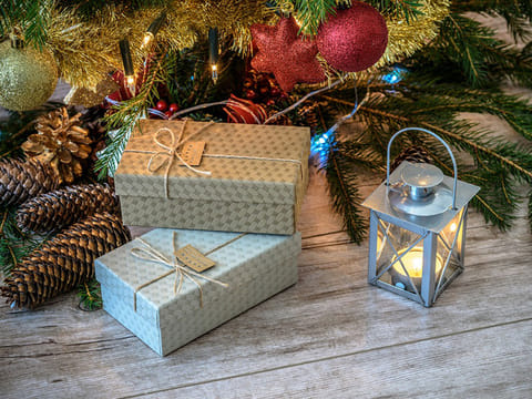 These picks promise relaxation, comfort, and a little festive magic, all wrapped up in style for UAE, 2025.