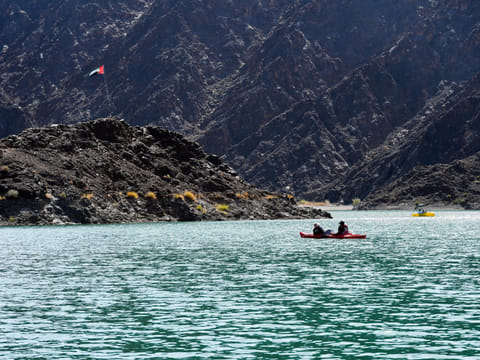 Dubai Police Maritime Rescue Univt recover sunken valuable of a tourist from Hatta Dam.