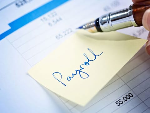 UAE: Unpaid salaries? Here’s how employees can file a labour complaint